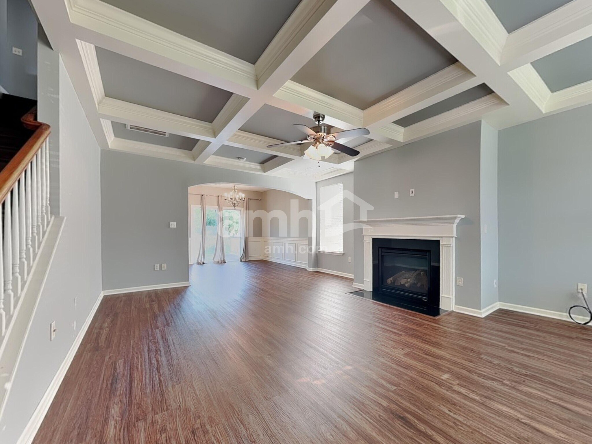 Building Photo - 2400 Ancient Oak Ln