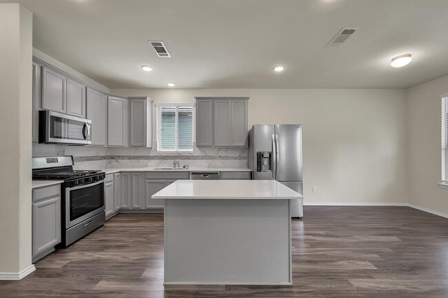 Building Photo - 4202 Amber Ruse Dr