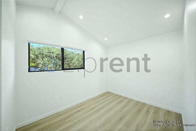 Building Photo - 4935 Cloud Ave