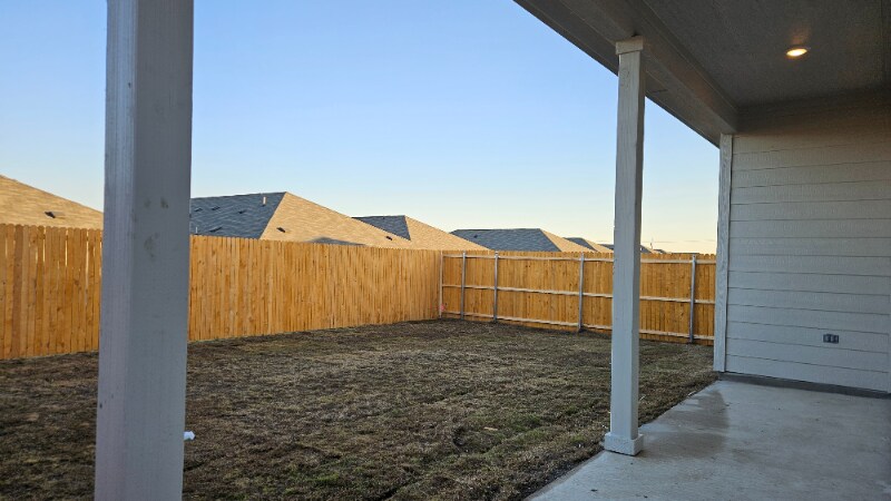 Building Photo - 6747 Welsh Dr