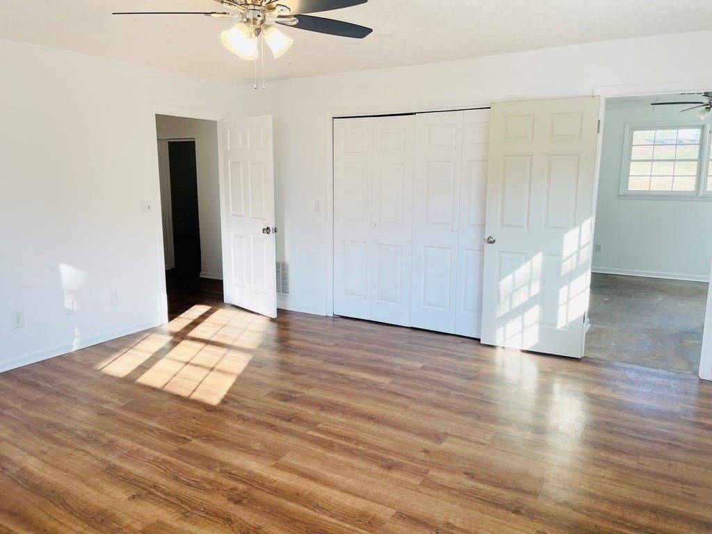 Building Photo - 1033 GA-155 N