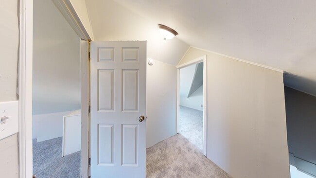 Building Photo - Clark / Fulton Area - 4 Bedroom Single Fam...