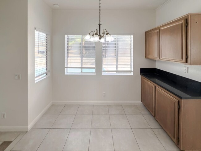 Building Photo - 2 Story, 3-Bedroom POOL + SOLAR Home in Wi...