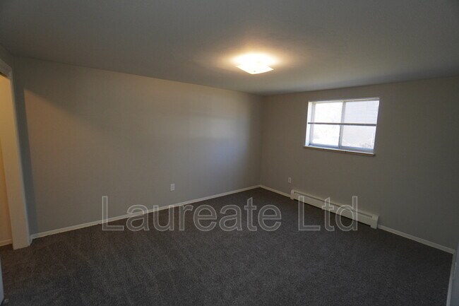 Building Photo - 5985 Yukon St