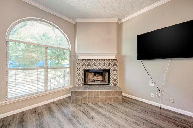 Building Photo - 9113 Edwardson Ln