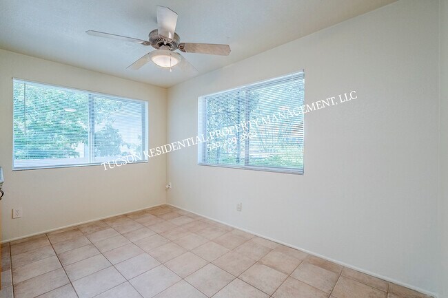 Building Photo - 5084 N Camino Del Lazo