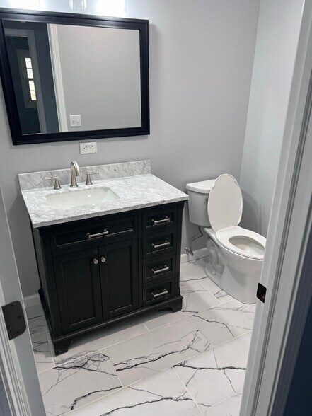 Building Photo - 5168 S Indian Valley Dr