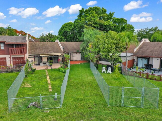 Building Photo - 14811 SW 74th Ln