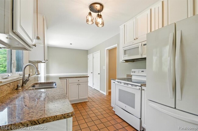 Building Photo - 1829 Stonycroft Ln