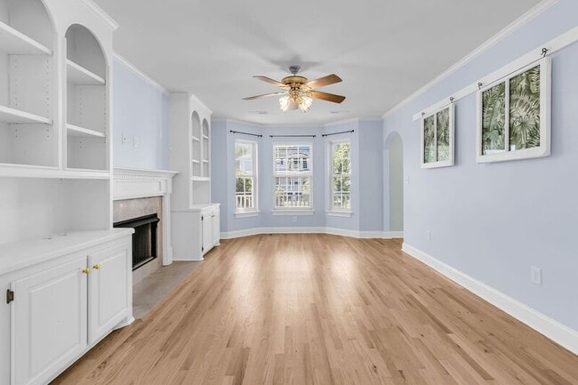Building Photo - 1574 Ocean Neighbors Blvd