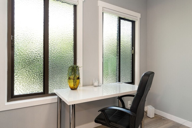 Building Photo - 4042 1st Ave NE