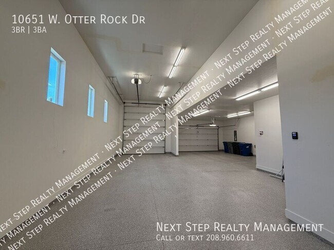 Building Photo - 10651 W Otter Rock Dr