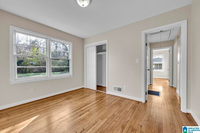 Building Photo - 101 23rd Terrace NW