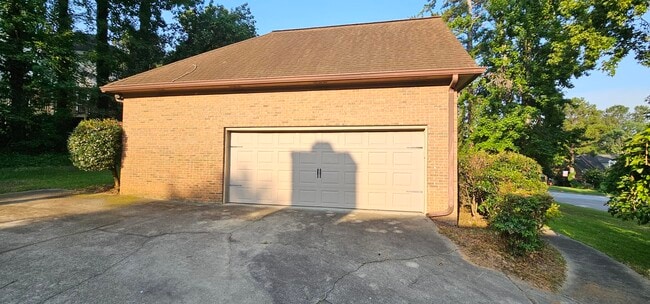 Building Photo - 812 Cape Cod Ct