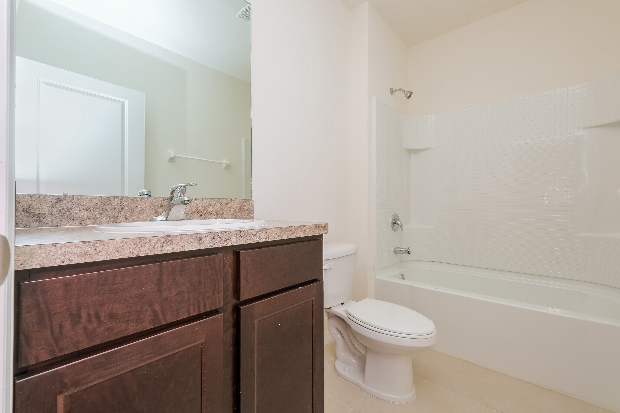 Building Photo - 1707 Johnson Pointe Dr