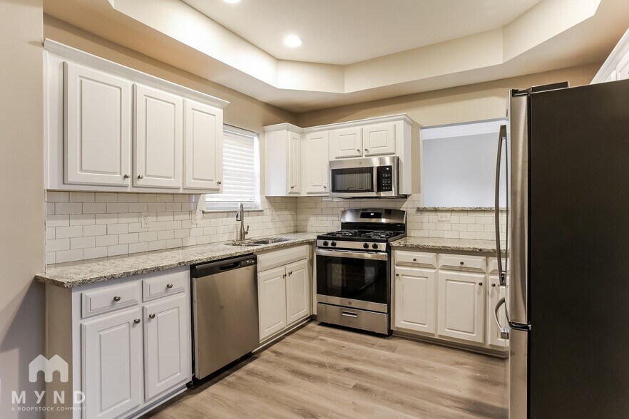 Building Photo - 750 Marcus Nyah Ct