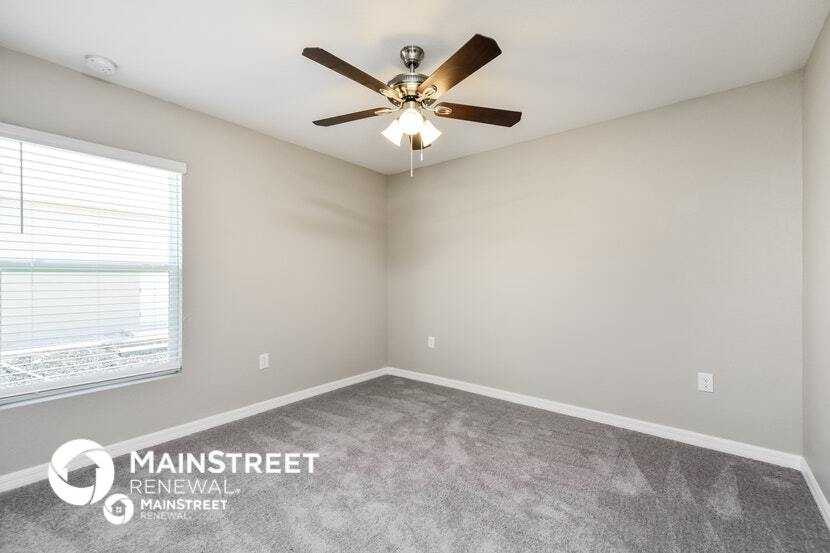 Building Photo - 621 NW 37th Pl