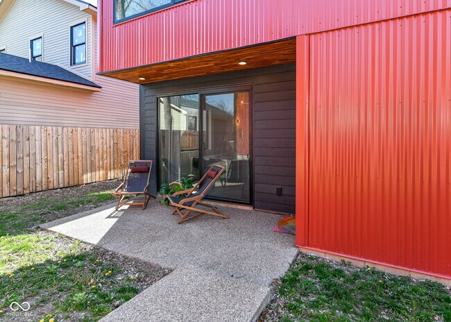 Building Photo - 1651 Bellefontaine St