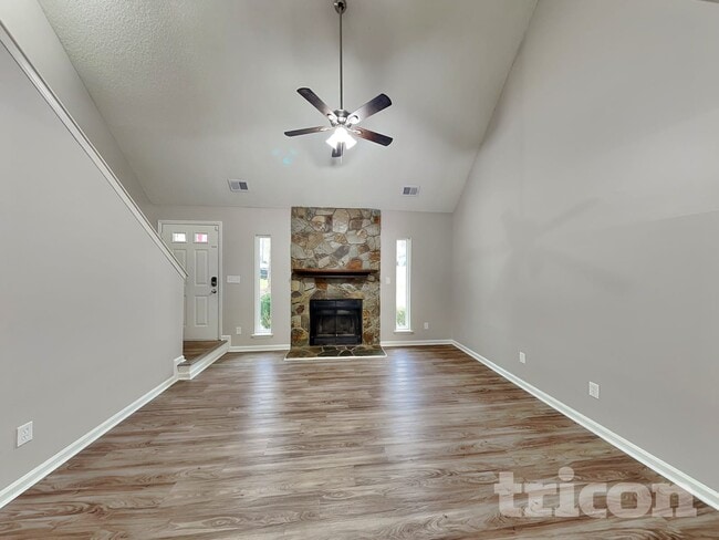 Building Photo - 6000 Whitewater Dr