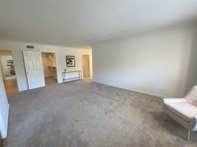 Building Photo - Beautiful Ranch Style House in Rancho Bernardo