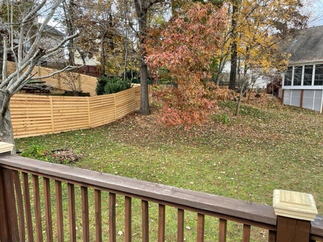 Building Photo - Hardin Valley Knoxville 37932 - 4 bedroom, 2 bath home - Call Ed Johnson 865-924-5045