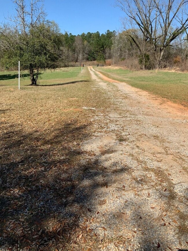 Building Photo - 971 Manningham Rd