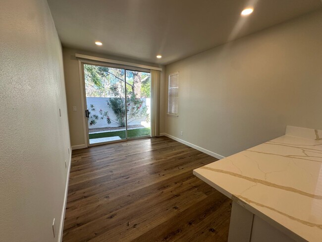 Building Photo - STUNNING DESERT SHORES MINUTES FROM THE LA...