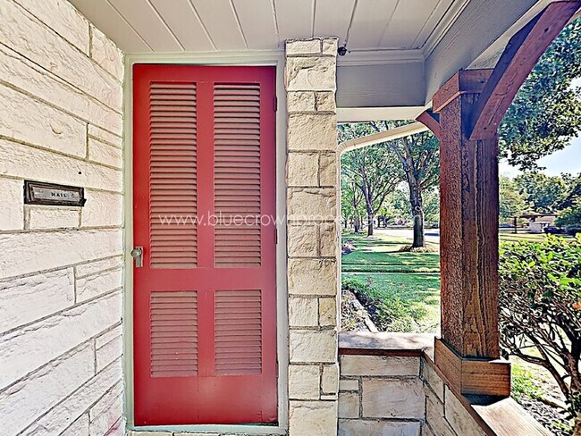 Building Photo - 2137 Barberry Dr