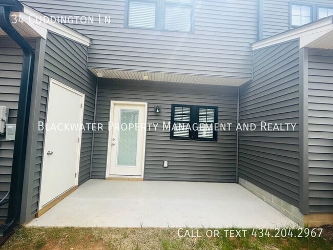 Building Photo - 34 Cuddington Ln