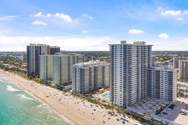 Building Photo - 3500 Galt Ocean Dr