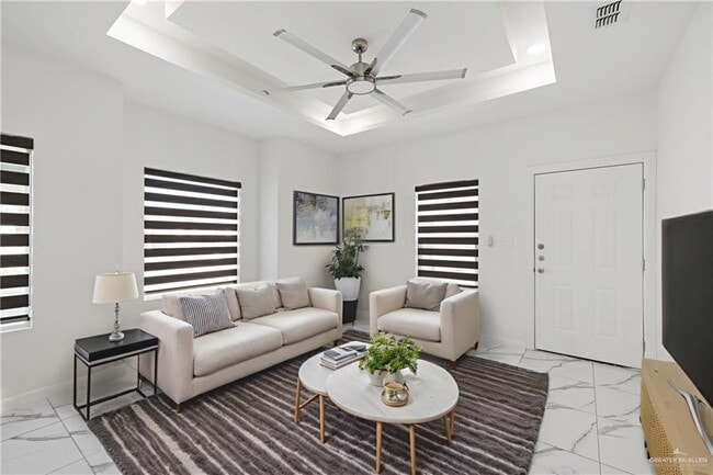 Building Photo - 9 Yankton St