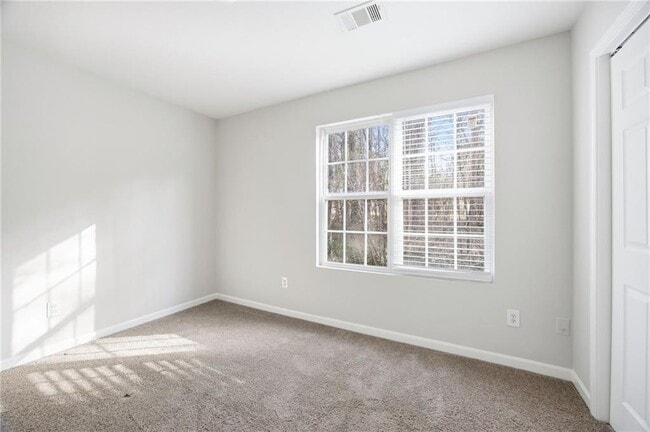 Building Photo - 103 Lilli Ln