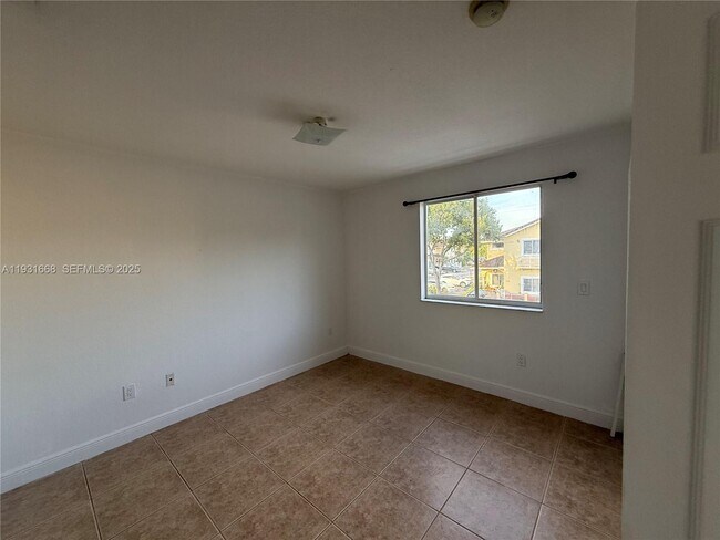 Building Photo - 7402 NW 179th Terrace