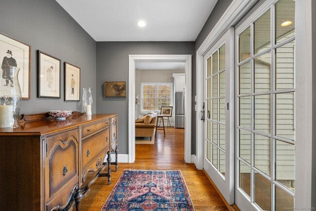 Building Photo - 138 School House Rd