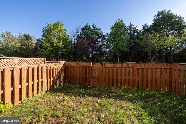 Building Photo - 42029 Bushclover Terrace