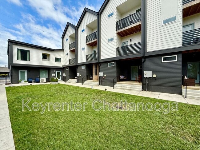 Building Photo - 3125 Riverwalk Parkway