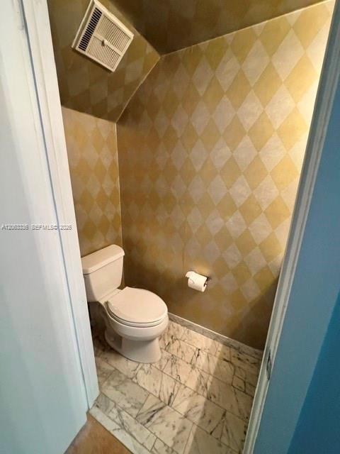 Building Photo - 10005 SW 77th Ct