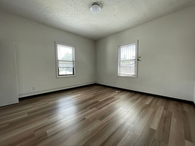 Building Photo - 114 Morewood Ave