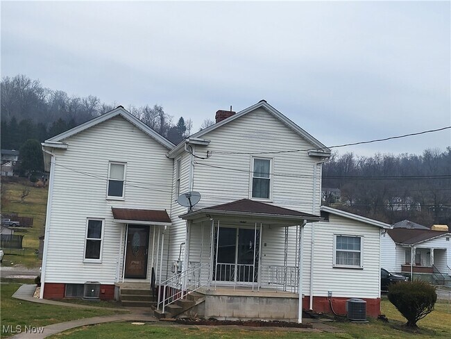 Building Photo - 55178.5 Maple Ave