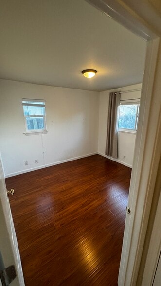 Building Photo - 41685 Gifford St