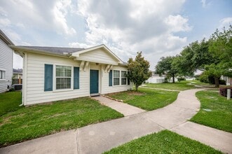 Building Photo - 20525 Patriot Park Ln