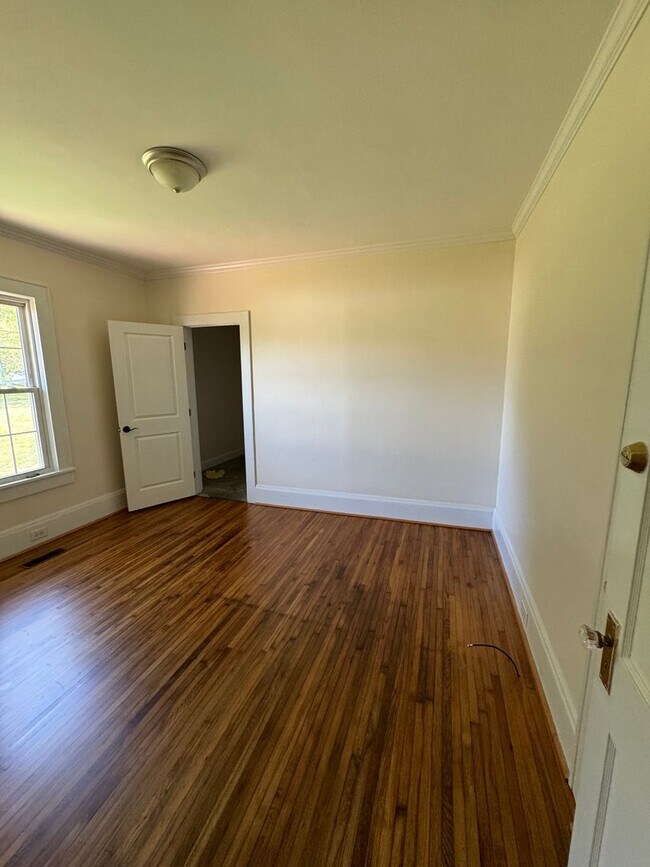 Building Photo - Single Family in Downtown Kings Mountain, NC