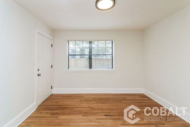 Building Photo - 755 St Charles Ave NE