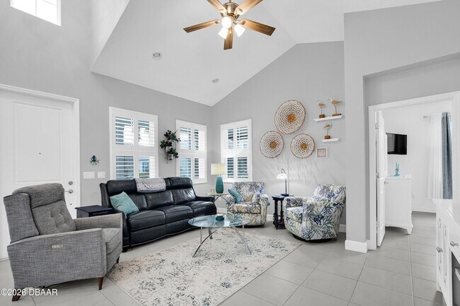 Building Photo - 487 Margaritaville Ave