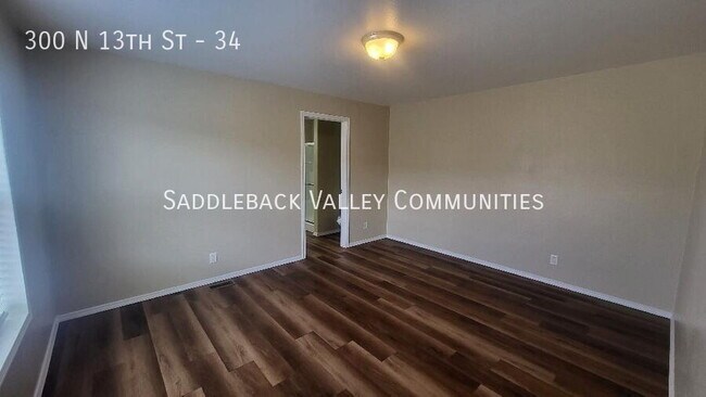 Building Photo - 300 N 13th St