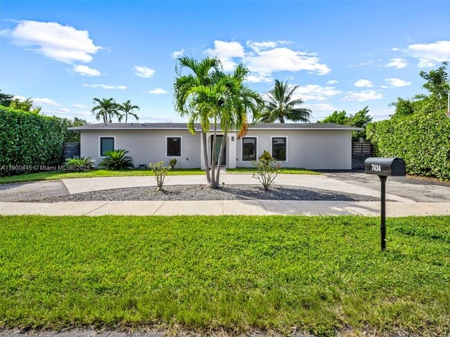 Building Photo - 7434 SW 127th Ct