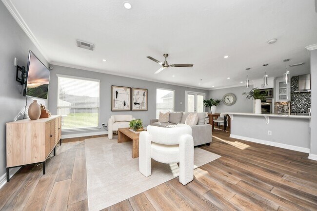 Building Photo - 10814 Tobar Falls Cir
