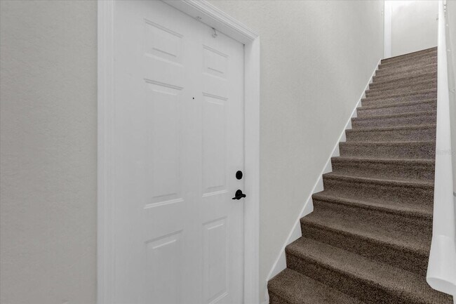 Building Photo - 163 Villa Di Este Terrace