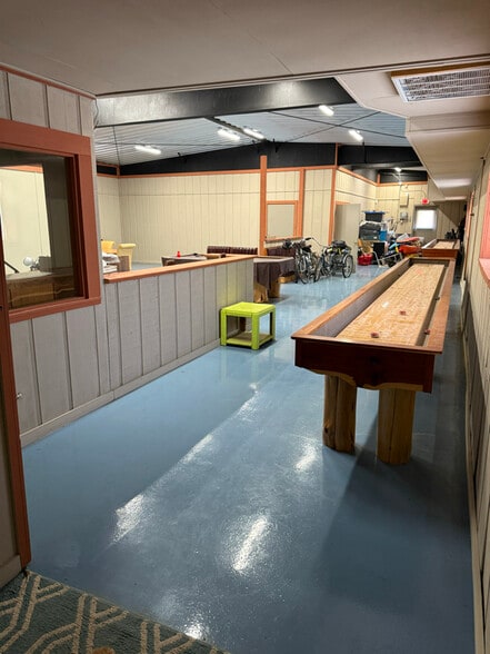 Building Photo - 1603 W Market St