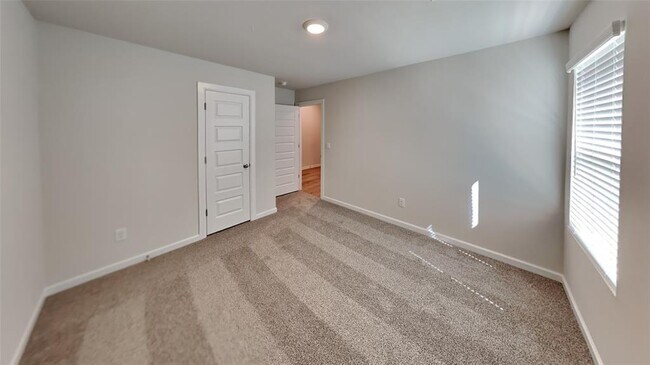 Building Photo - 8320 NW 61st St